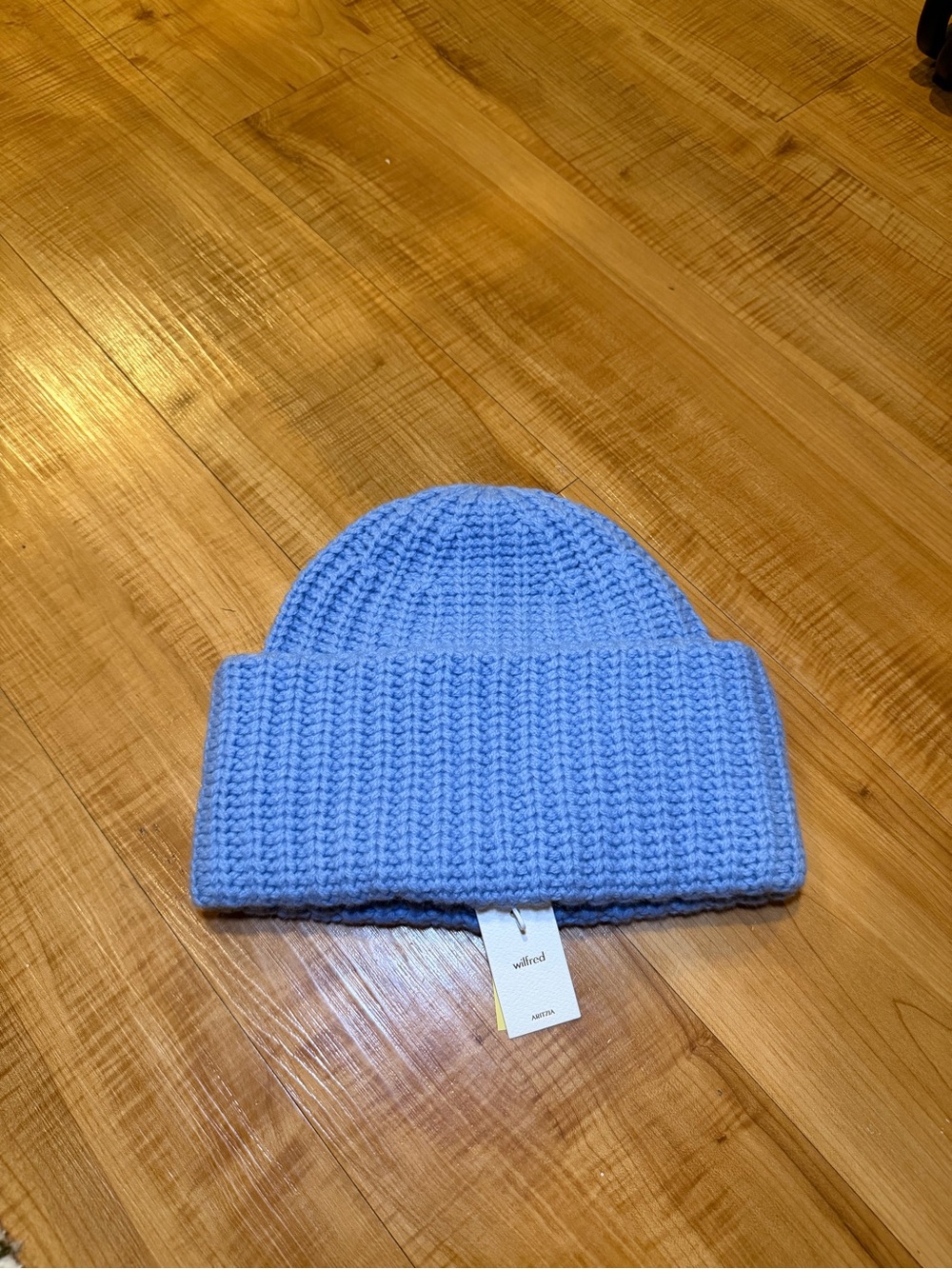 Aritzia Wilfred Sky Blue Knit Cuffed Beanie